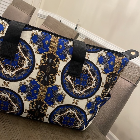 Alice + Olivia Duffle Bag in Regal Romance - Picture 7 of 7